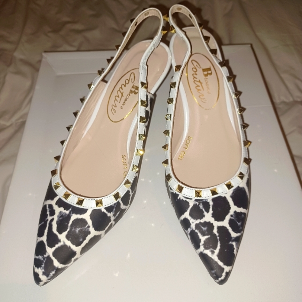 Animal print kitten heel shoes